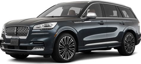 2022 Lincoln Aviator Review, Pricing, and Specs .